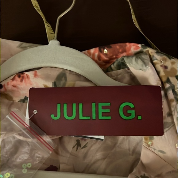 Julie G 2 piece jacket and skirt set-NWT - Picture 13 of 14